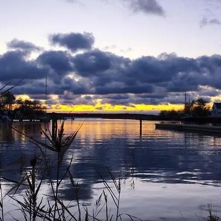Holiday home Am Yachthafen In Peenemunde