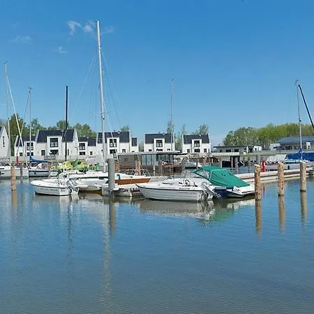 Holiday home Am Yachthafen In Peenemunde