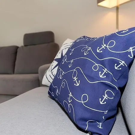 Holiday home Am Yachthafen In Peenemunde