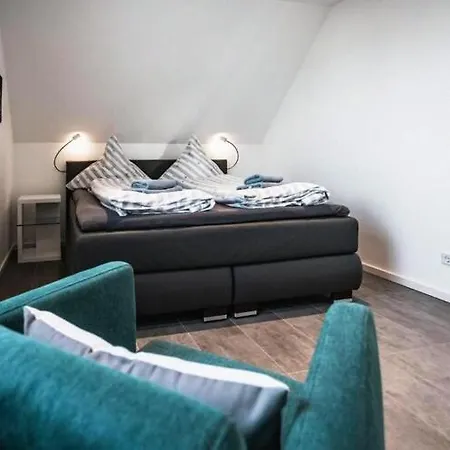 Am Yachthafen In Peenemünde