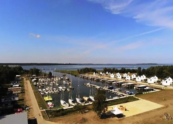Ferienhaus Am Yachthafen In Peenemünde